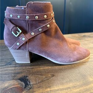 Brown Ankle Boots with Metallic Studs and Suede Texture